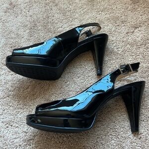 Antonio Melani patent leather Slingback peep-toe platform shoes